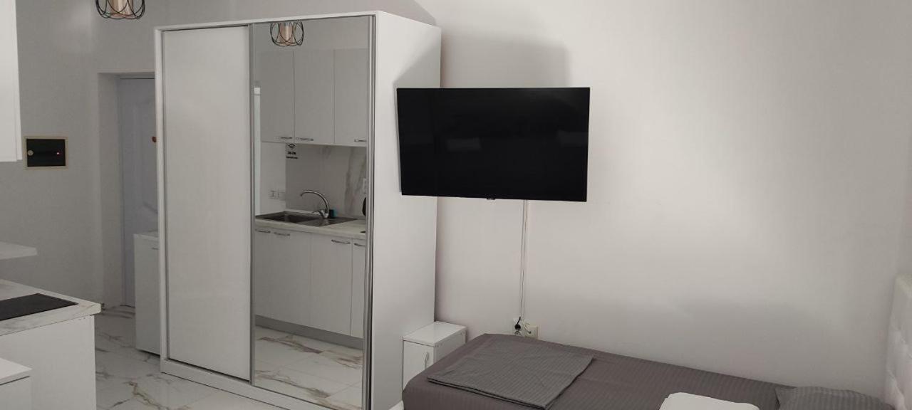 Golem Apartment Extérieur photo
