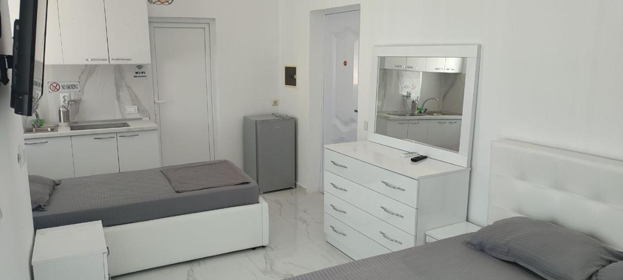 Golem Apartment Extérieur photo